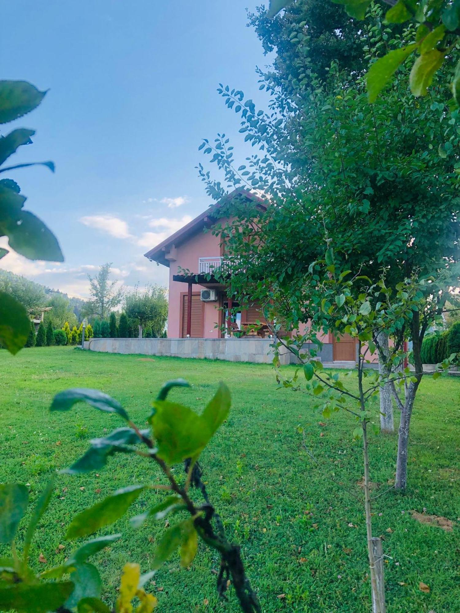 Villa Usivak For Green Quiet Holiday Near Sarajevo#Travellerawards2025 Dış mekan fotoğraf