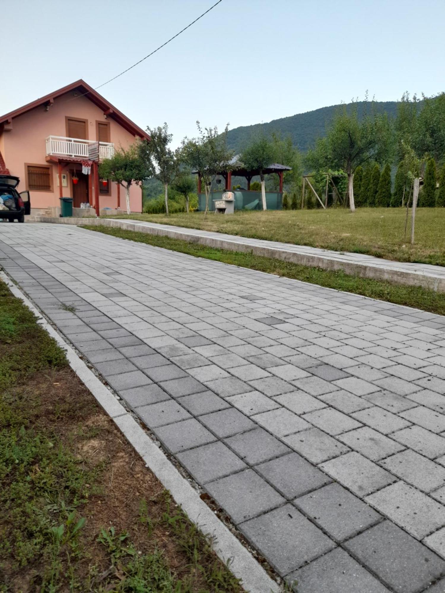Villa Usivak For Green Quiet Holiday Near Sarajevo#Travellerawards2025 Dış mekan fotoğraf