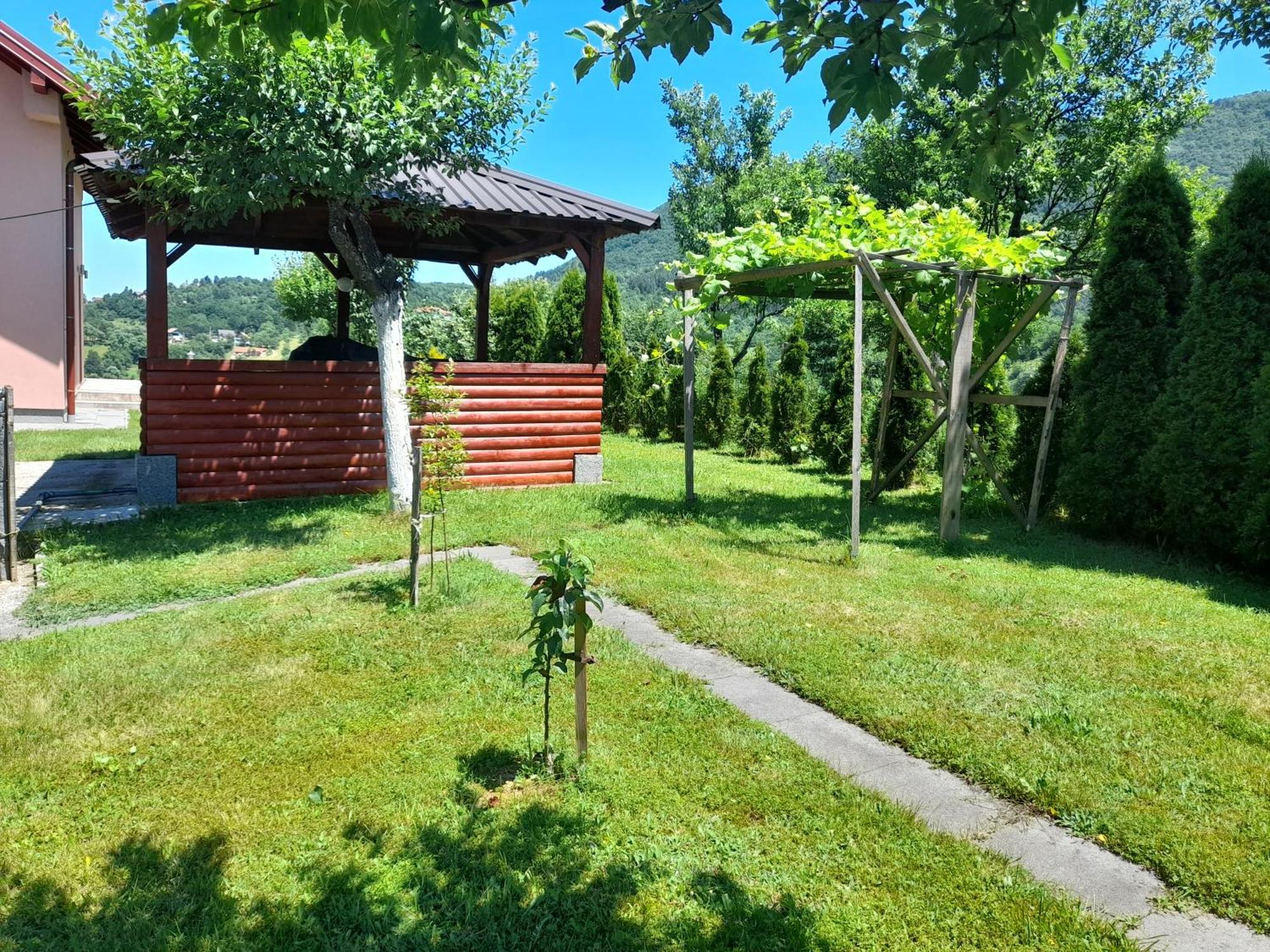 Villa Usivak For Green Quiet Holiday Near Sarajevo#Travellerawards2025 Dış mekan fotoğraf